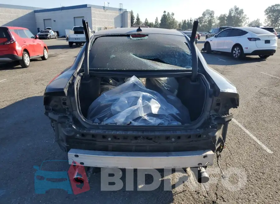 2C3CDXGJ7KH530476 Photo# 6
