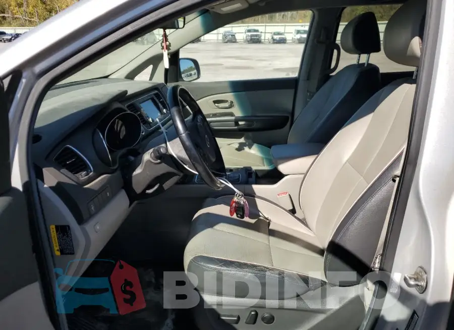 KNDMB5C11H6248988 Photo# 7