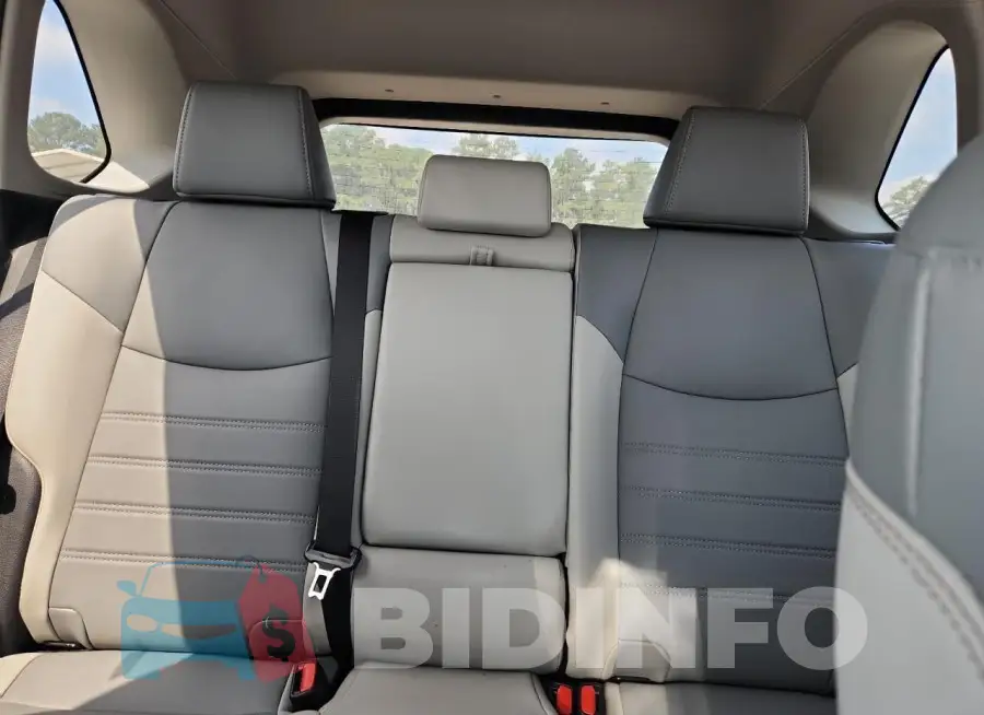 2T3C1RFV9PW259125 Photo# 10