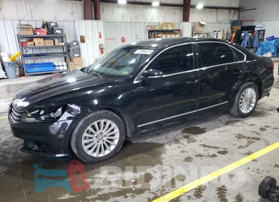 1VWBS7A32GC010152 Photo# 1