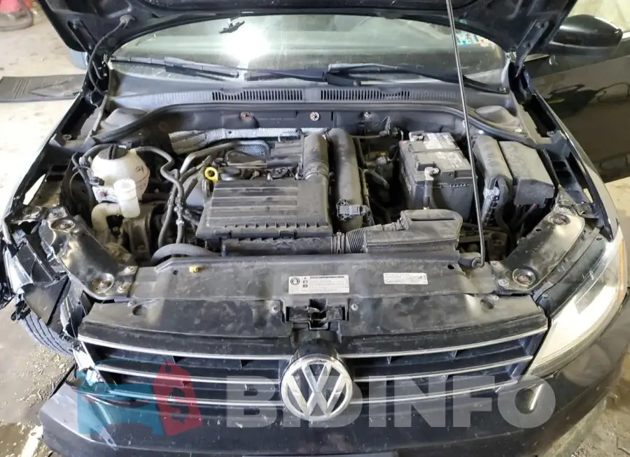 3VW2B7AJ0HM374827 Photo# 11