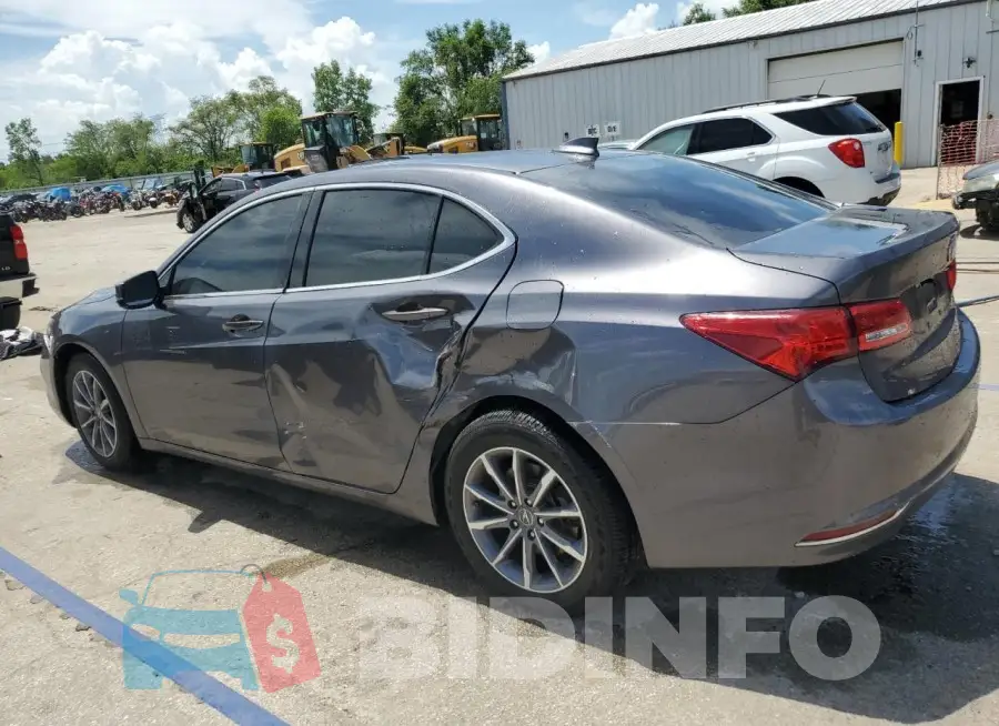 19UUB1F38KA003018 Photo# 2