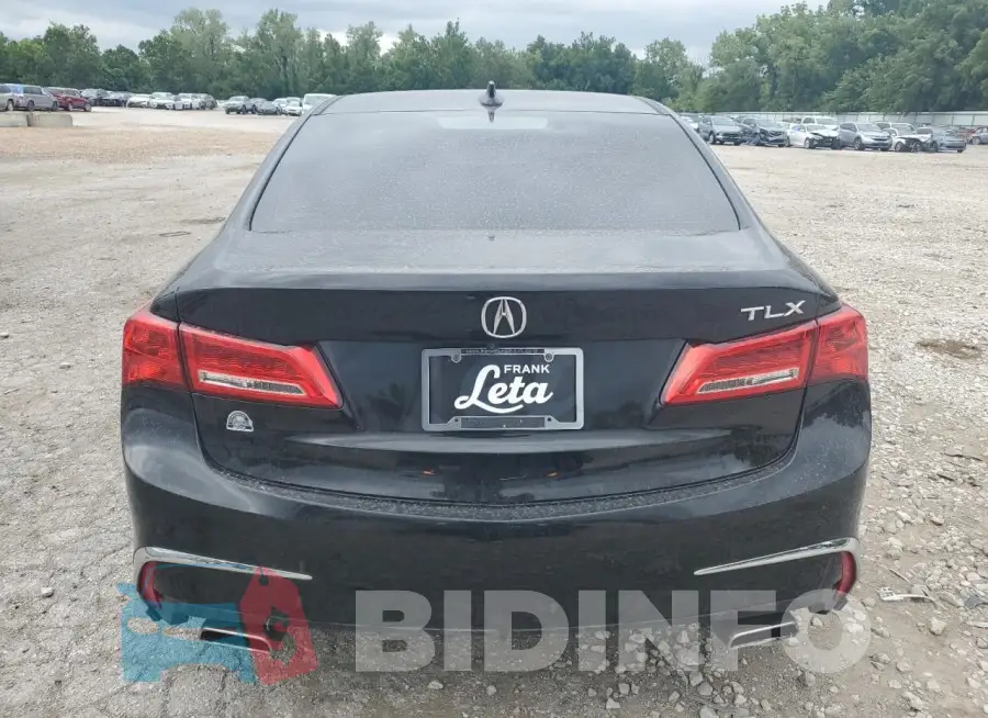 19UUB2F39JA004876 Photo# 6