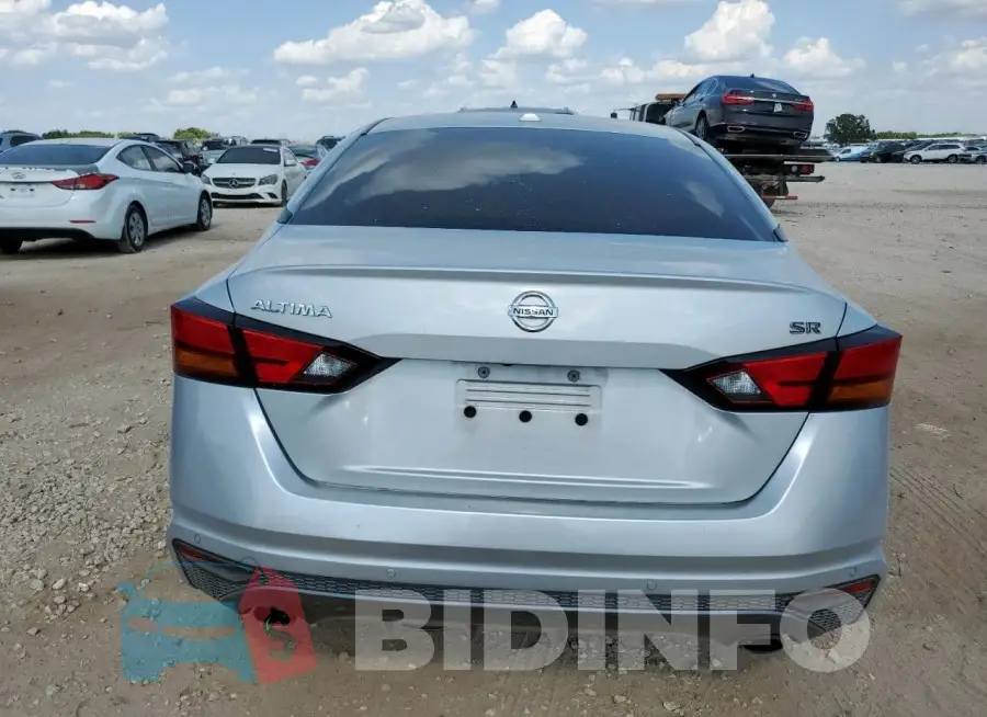 1N4BL4CV2NN317051 Photo# 6