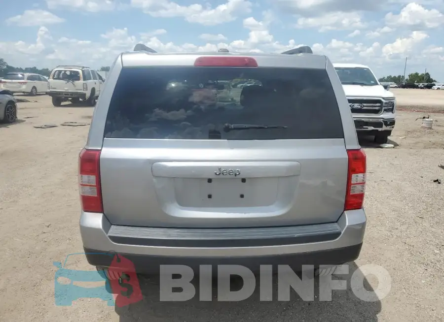 1C4NJPBB5GD678837 Photo# 6