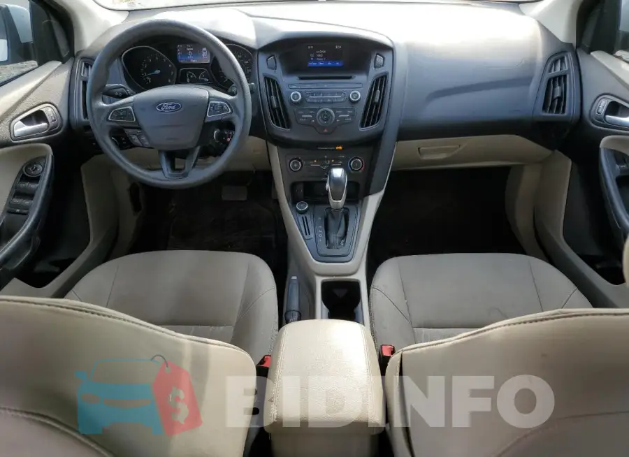 1FADP3F24GL235667 Photo# 8