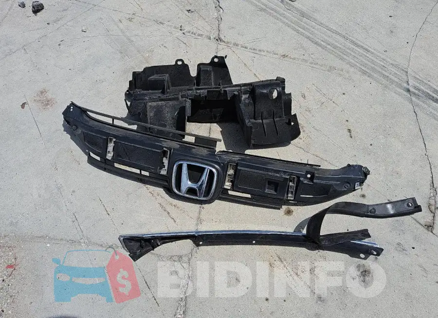 19XFC2F55HE041775 Photo# 12