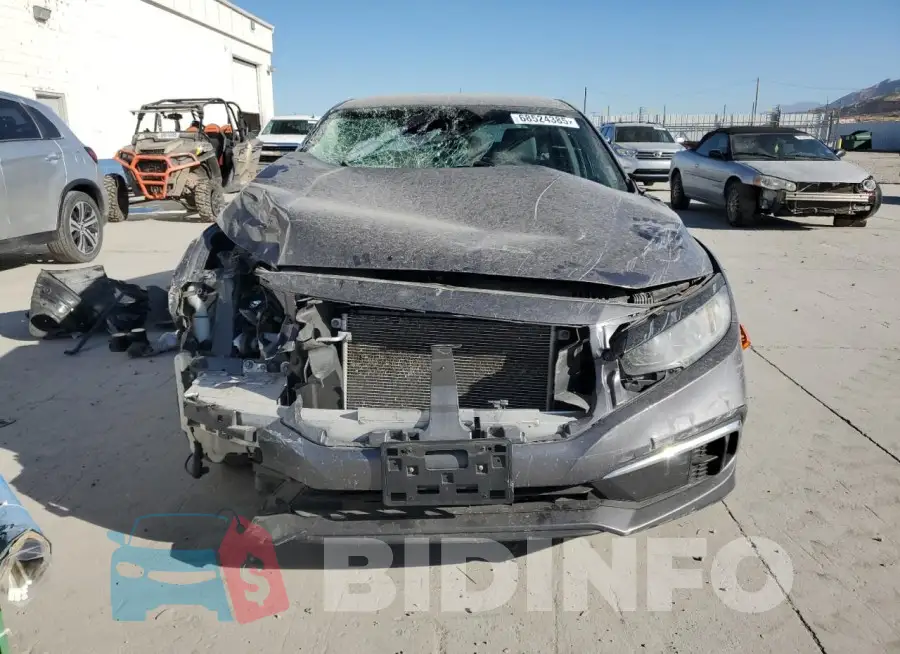 19XFC2F69KE007421 Photo# 5