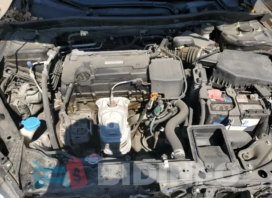 1HGCR2F30GA170185 Photo# 11