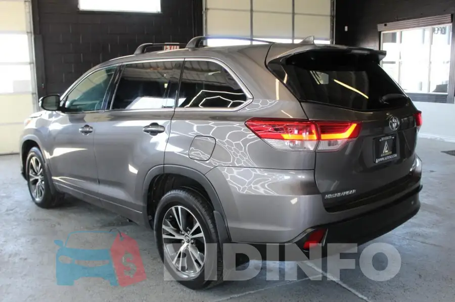 5TDBZRFH6JS817777 Photo# 4