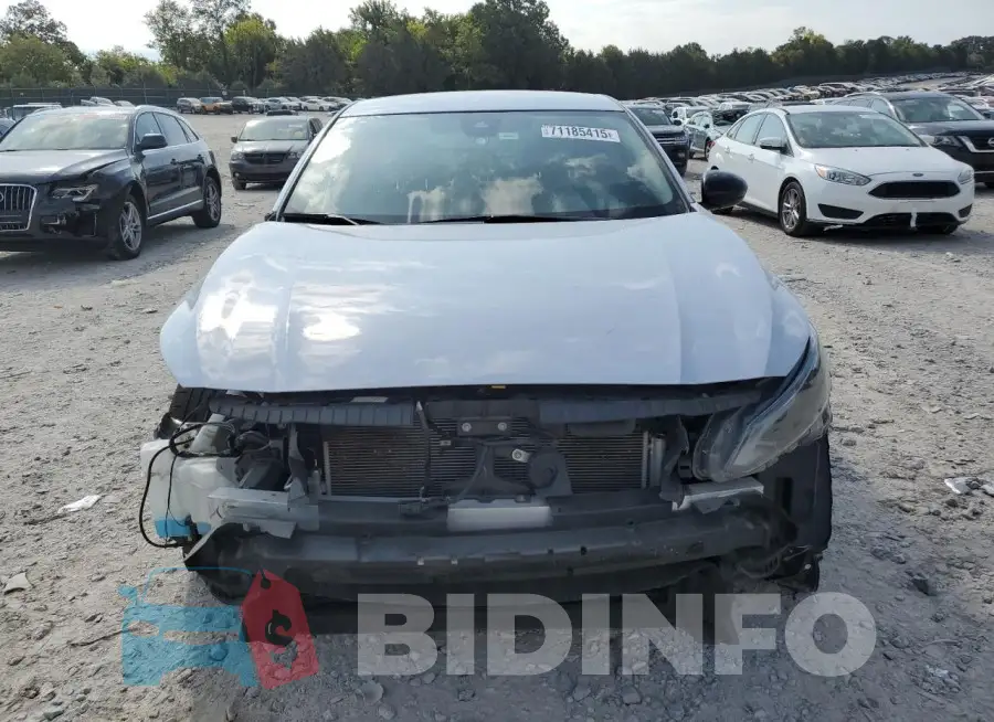 1N4BL4CV3PN304280 Photo# 5