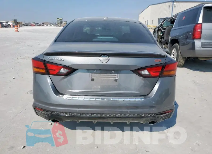 1N4BL4CV6PN320294 Photo# 6