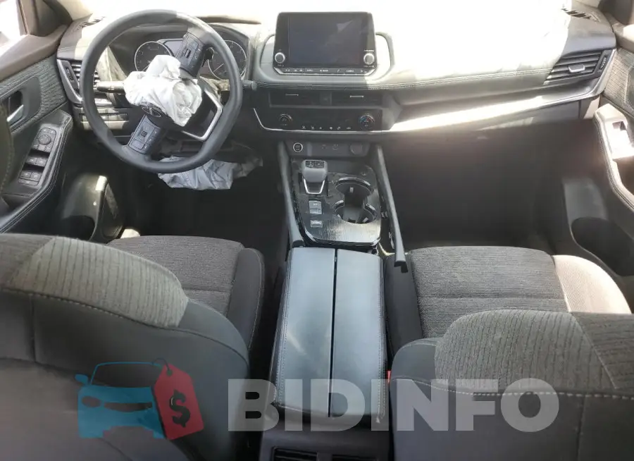 5N1BT3BA2PC835335 Photo# 8