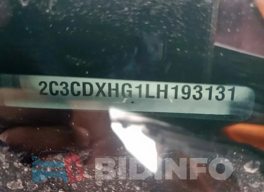 2C3CDXHG1LH193131 Photo# 12