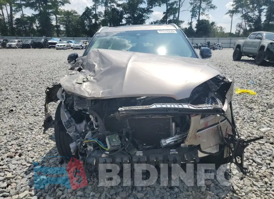 5LM5J7XC9LGL10793 Photo# 5