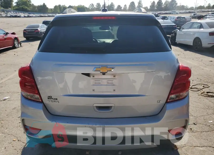 KL7CJLSB6LB028742 Photo# 6