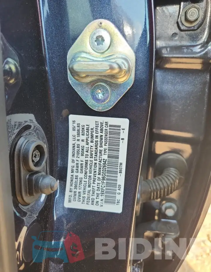 19XFC1F96GE026942 Photo# 12