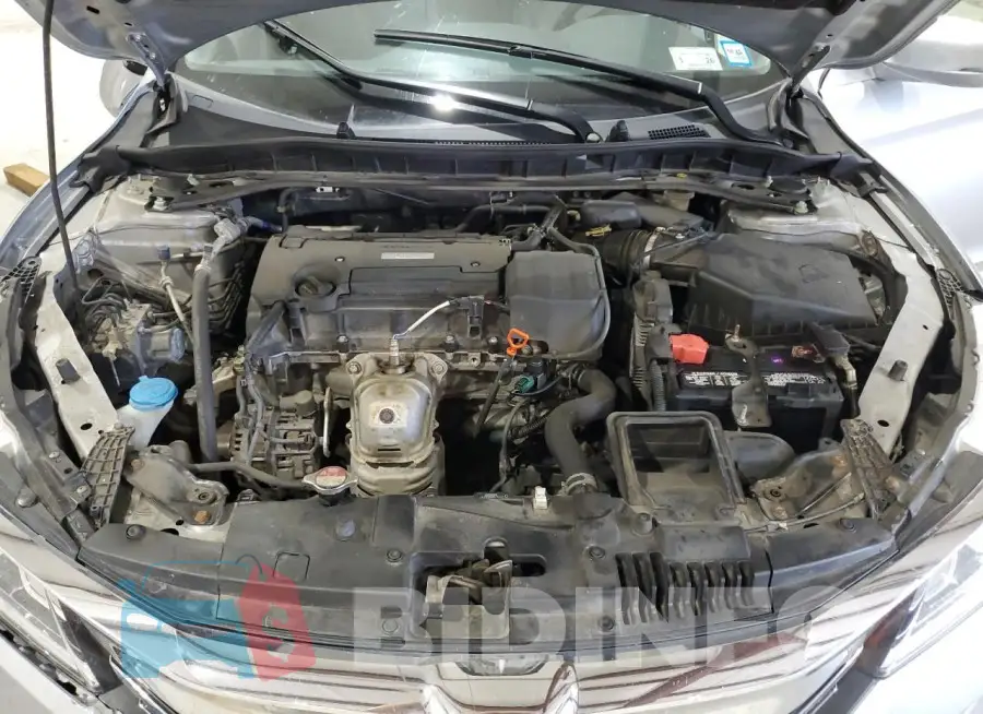 1HGCR2F86HA205213 Photo# 11