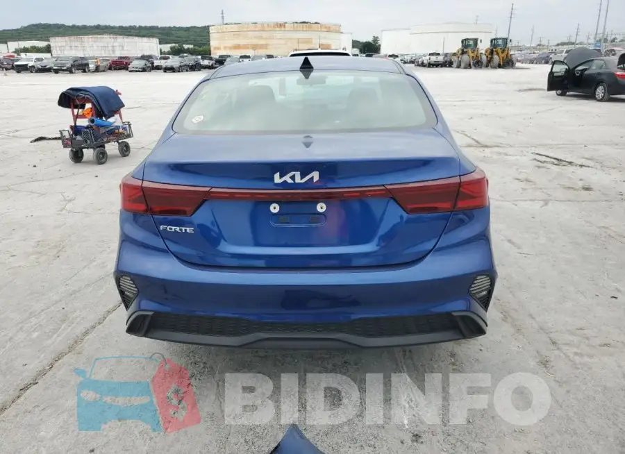 3KPF24AD8RE717859 Photo# 6