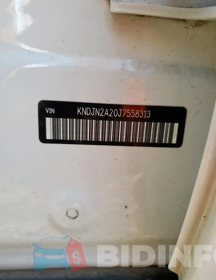 KNDJN2A20J7558313 Photo# 12