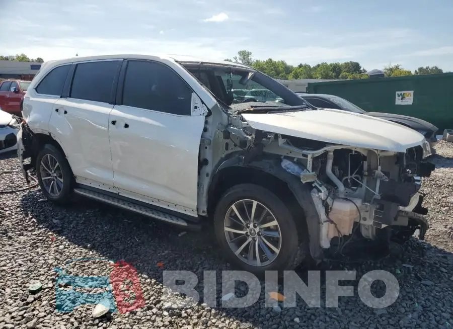 5TDKZRFH8JS549363 Photo# 4