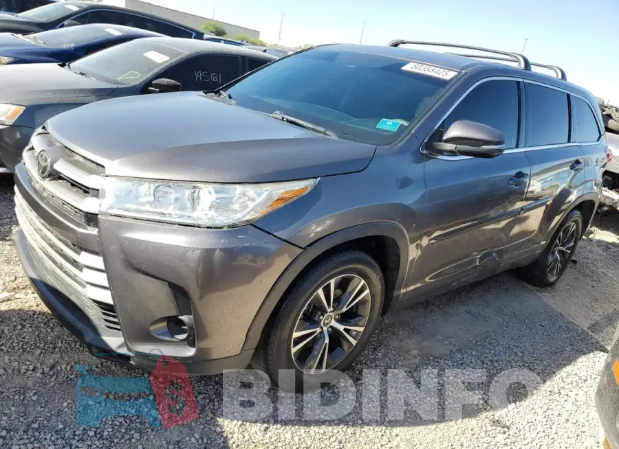 5TDZZRFH1JS268908 Photo# 1