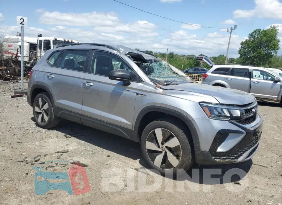 3VV8X7B21RM078076 Photo# 4