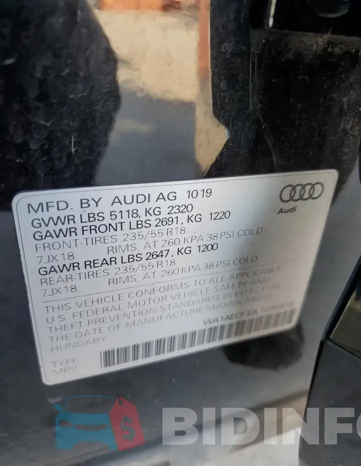 WA1AECF32L1035818 Photo# 13
