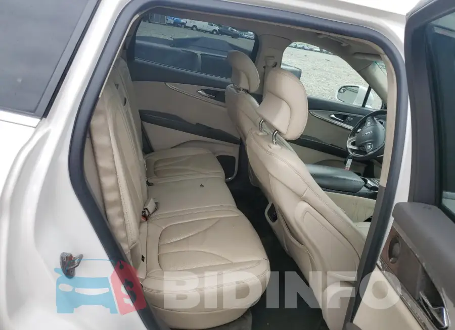 2LMPJ6KRXGBL22342 Photo# 11