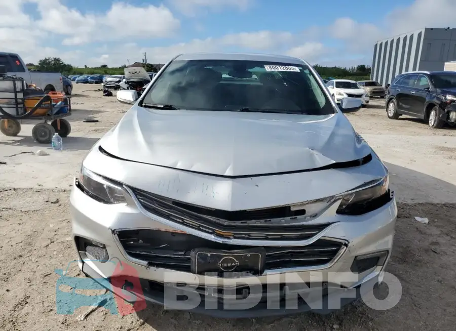 1G1ZD5ST0JF239443 Photo# 5