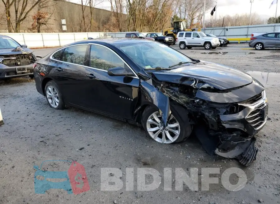 1G1ZD5ST1KF153804 Photo# 4