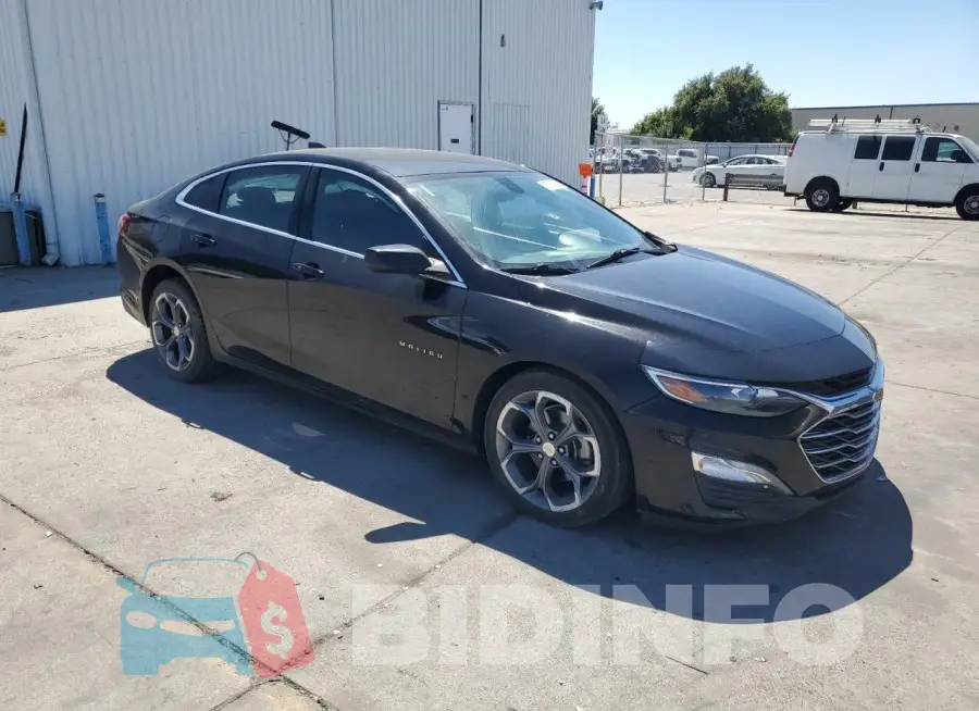 1G1ZD5ST3LF111555 Photo# 4