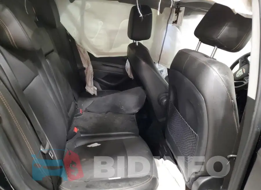 3GNCJLSB9JL293886 Photo# 11