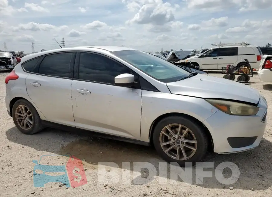1FADP3K29JL288328 Photo# 4