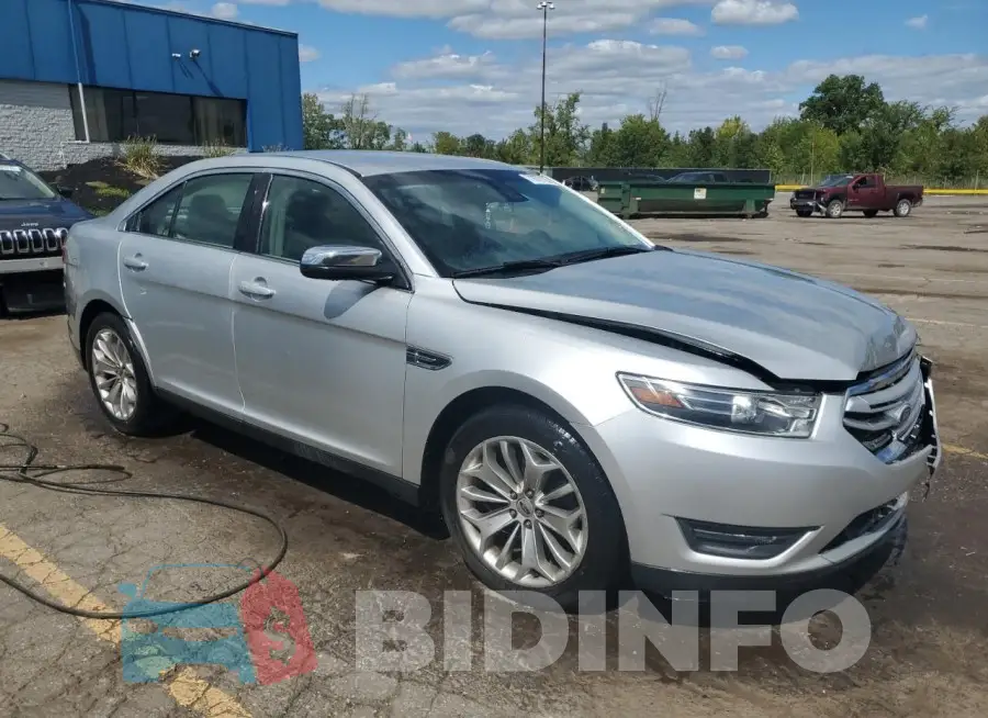 1FAHP2J83GG106934 Photo# 4