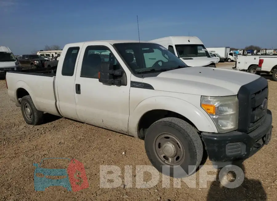 1FT7X2A63GEB44440 Photo# 4