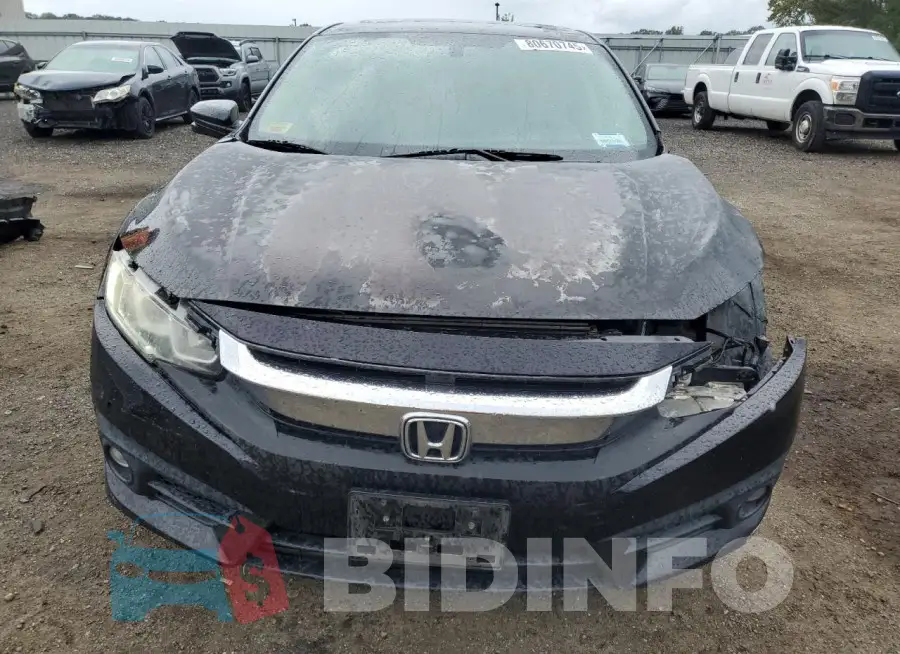 19XFC1F39GE203687 Photo# 5