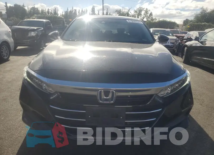1HGCV3F11MA017617 Photo# 5