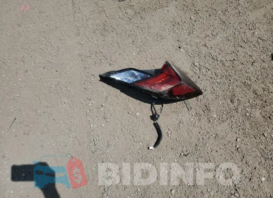 2HGFC3B38KH351796 Photo# 12