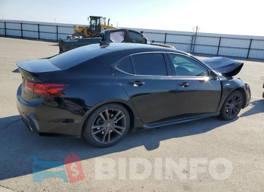 19UUB1F61KA002772 Photo# 3