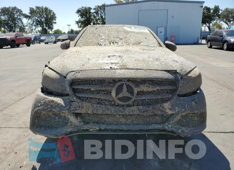 55SWF4JB2GU100675 Photo# 5