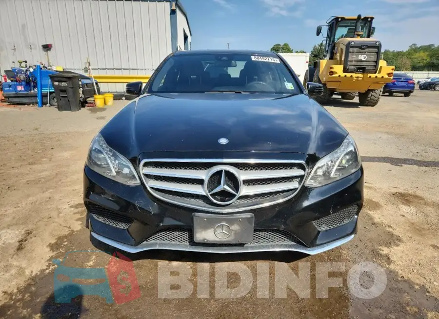 WDDHF8JB1GB286266 Photo# 5