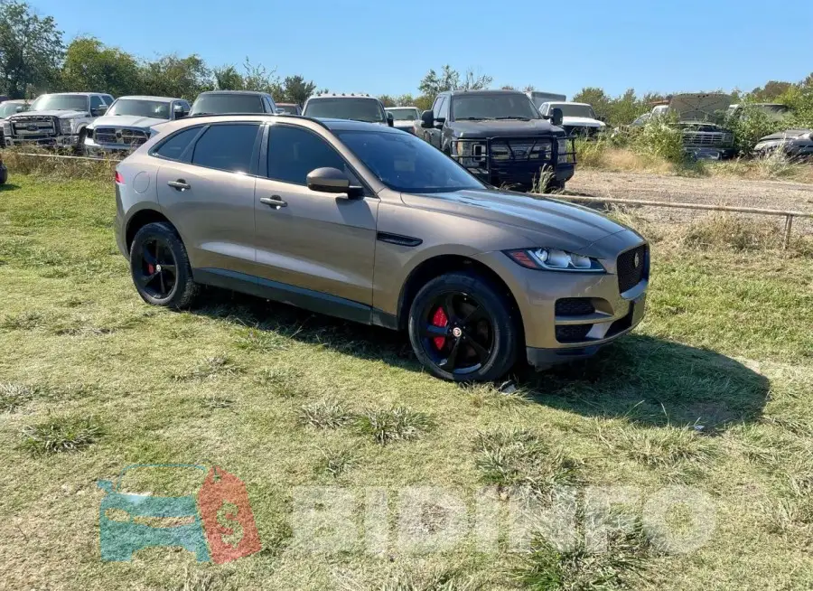 SADCJ2BVXHA886918 Photo# 1
