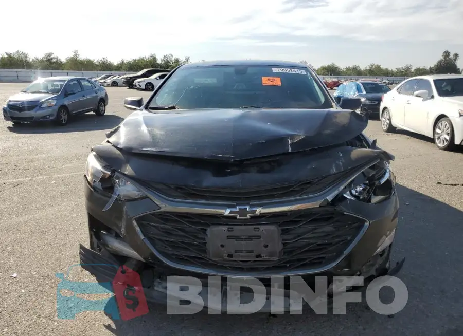 1G1ZD5ST3LF147486 Photo# 5