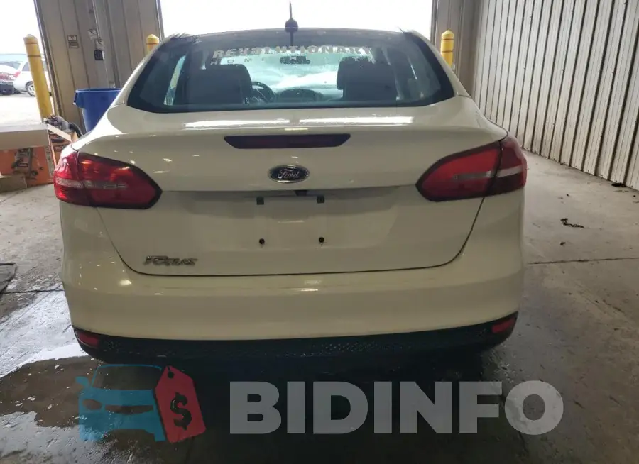 1FADP3E22GL335011 Photo# 6