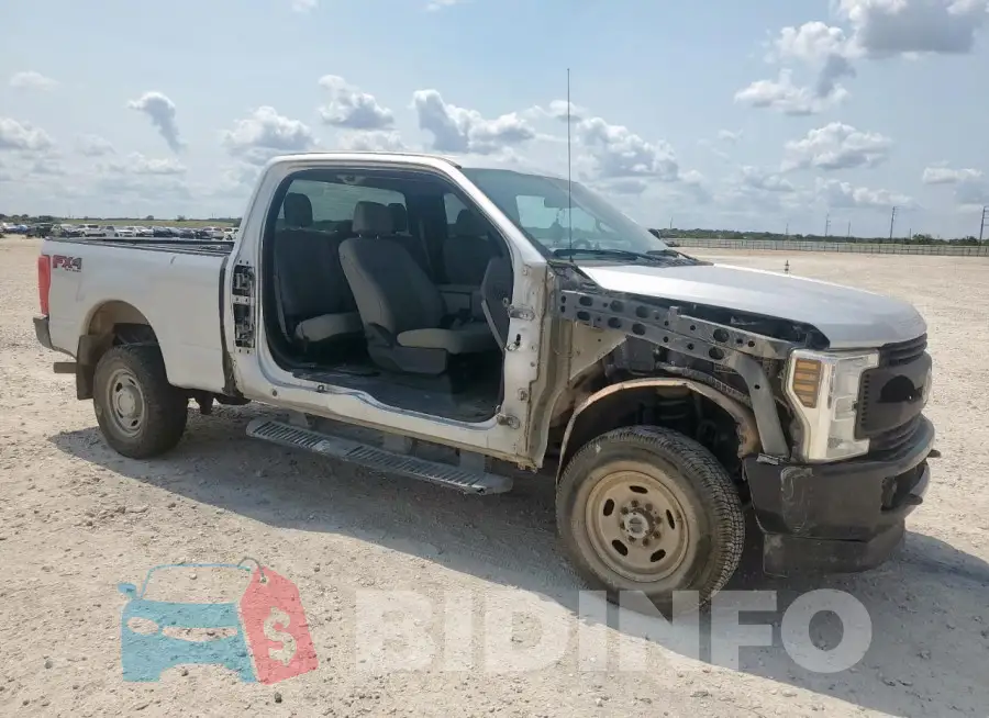 1FT7X2B65KEC62013 Photo# 4