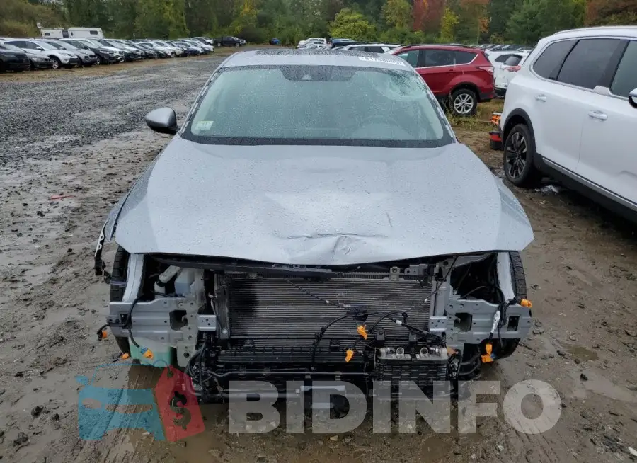 1HGCV3F58JA016589 Photo# 5