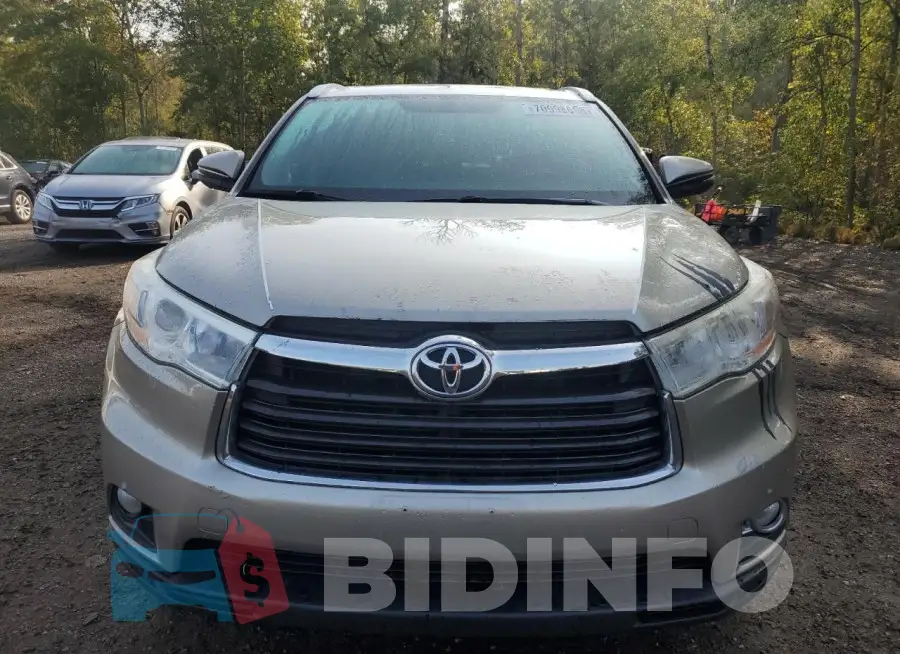 5TDJKRFH5GS293885 Photo# 5