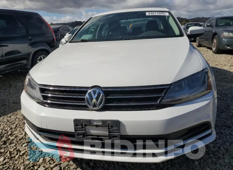 3VW167AJ3HM213422 Photo# 5