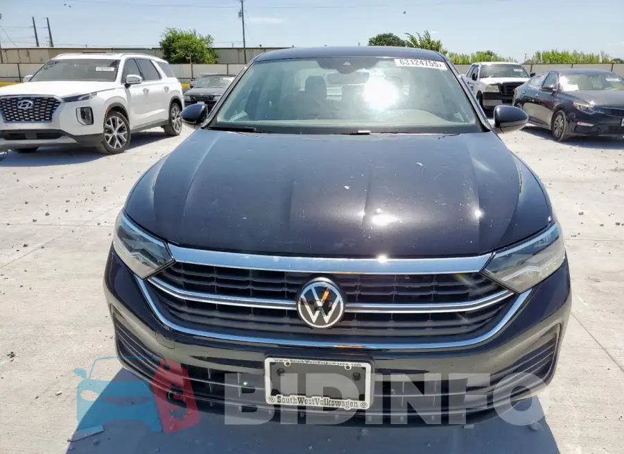 3VW7M7BUXRM017407 Photo# 5